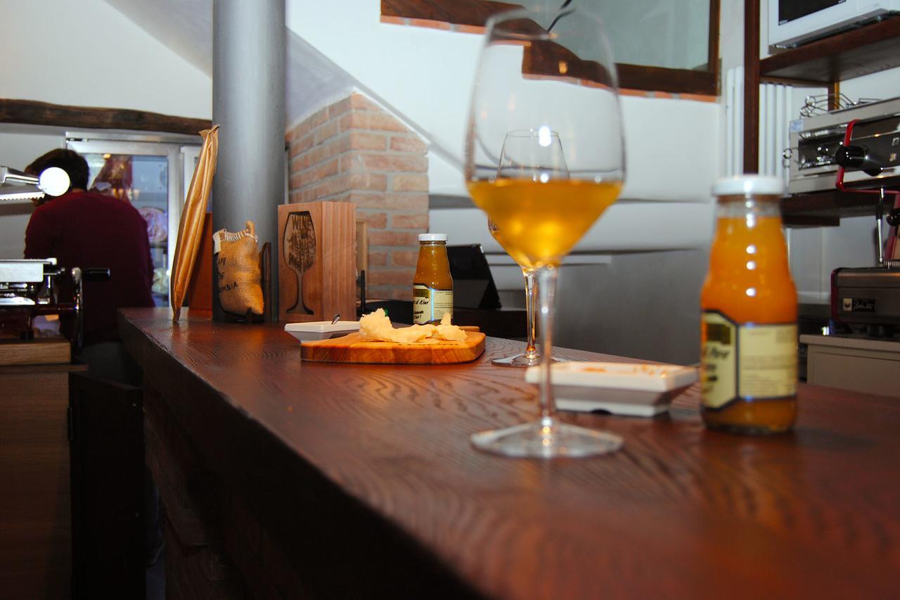 Locanda Del Furioso Феррара Экстерьер фото