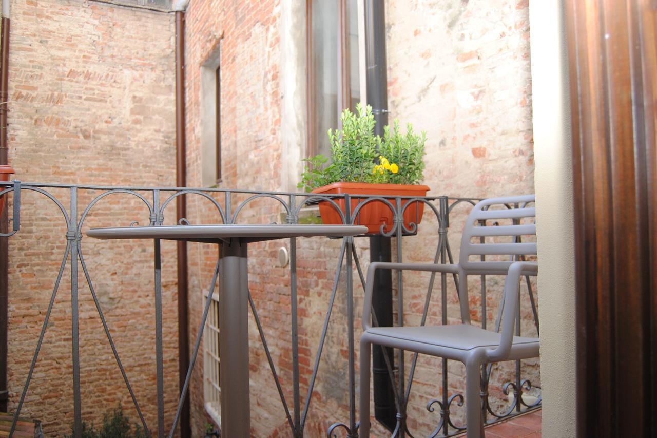Locanda Del Furioso Феррара Экстерьер фото